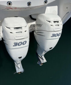 2 Mercury Verados 300 4stroke 2011 Engine