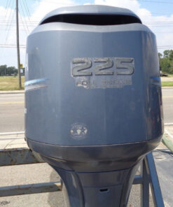 USED 2002 YAMAHA 225hp